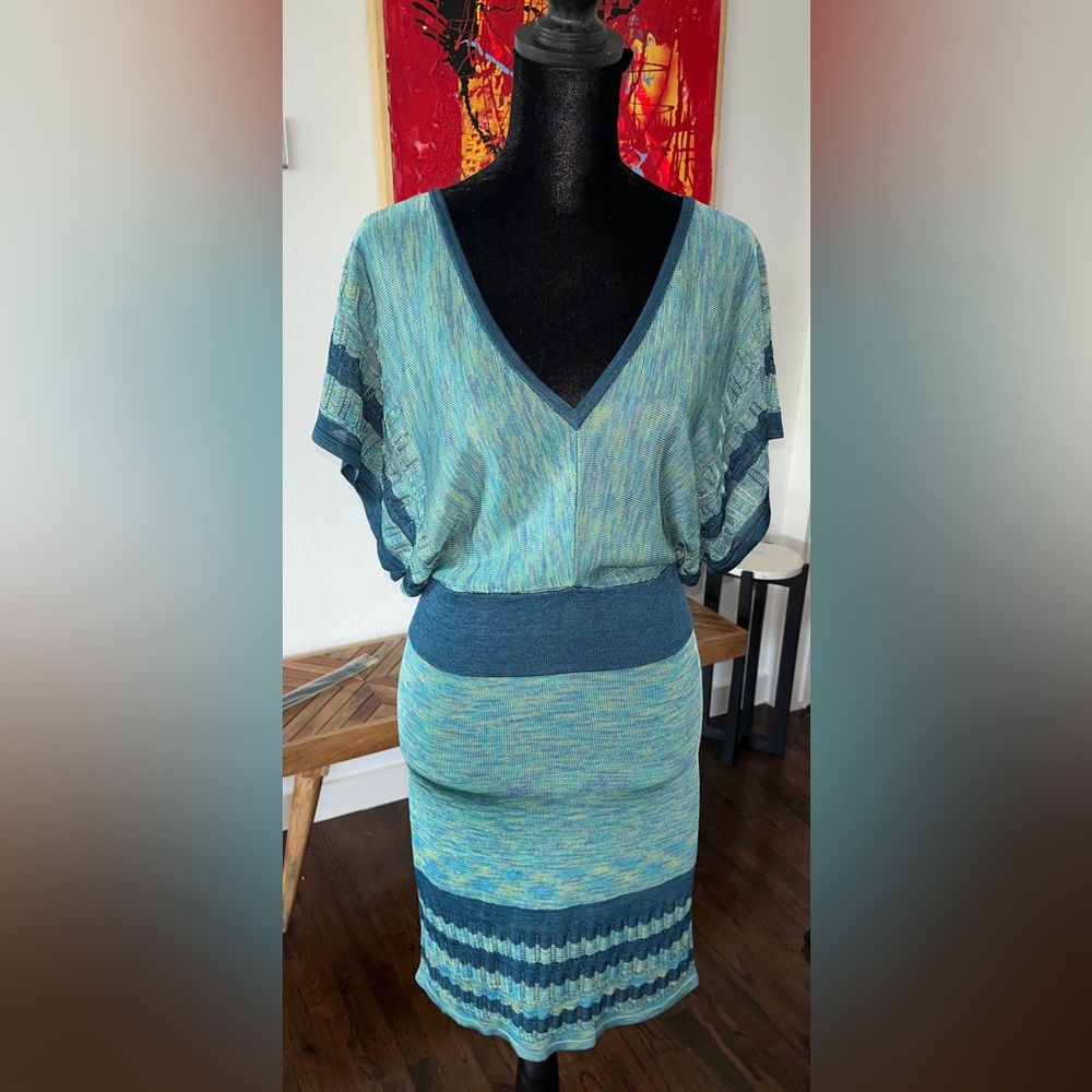 Very cute summer mini dress. Size small. Worn two times